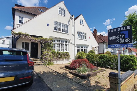 Arden Road, Finchley