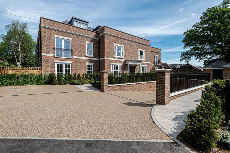 View Full Details for Newland Heights, Radlett