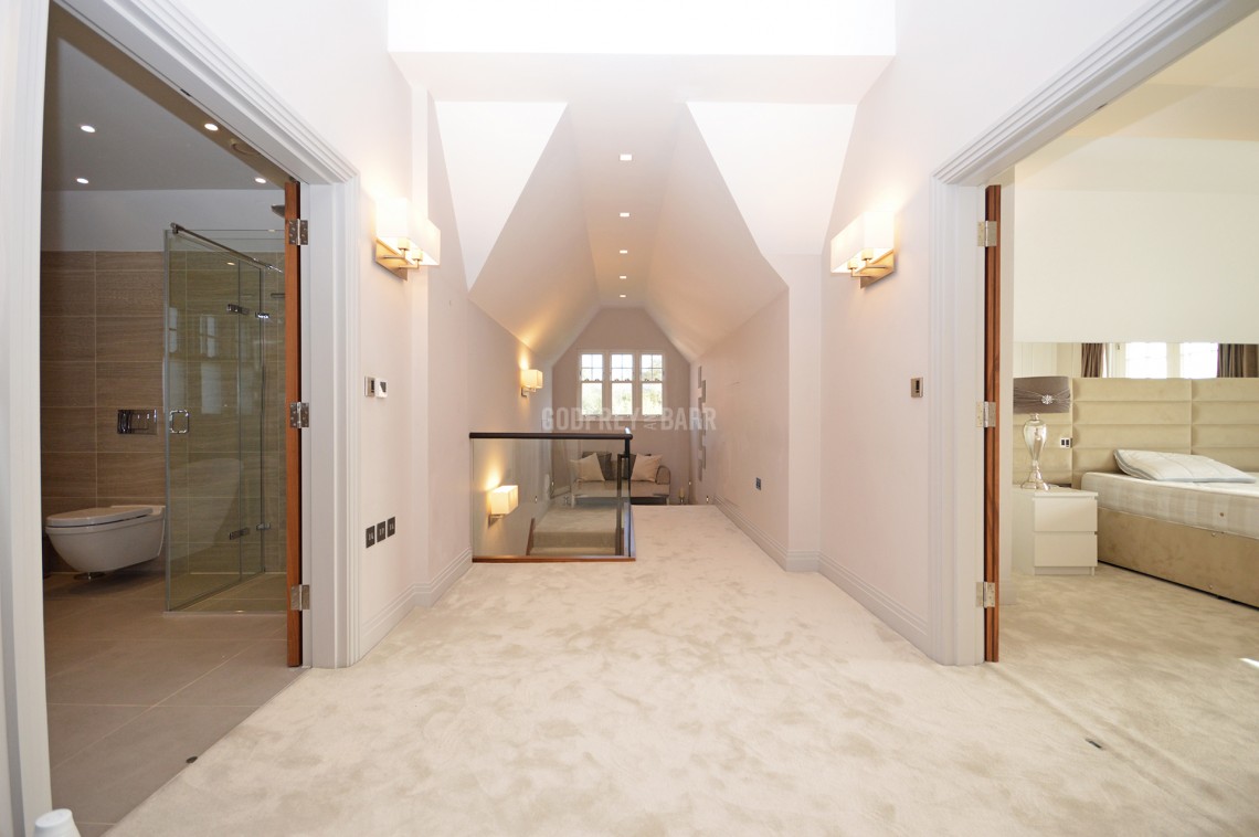 Images for Wood Farm Close, Stanmore