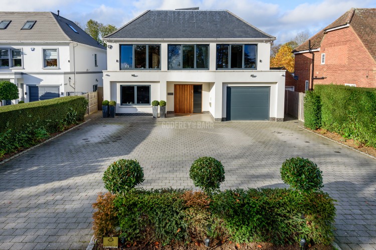 View Full Details for The Ridgeway, Radlett