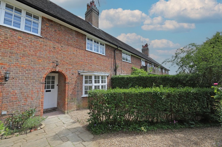 View Full Details for Midholm Close, Hampstead Garden Suburb