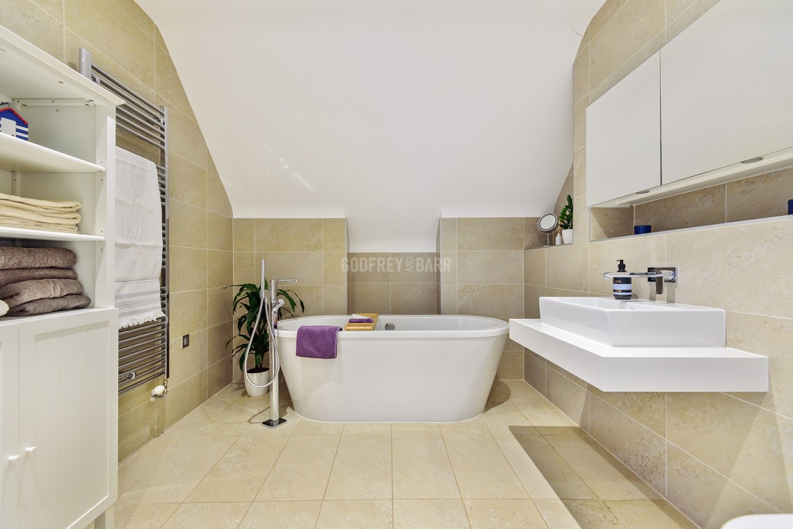 Images for Ashridge Close, Finchley