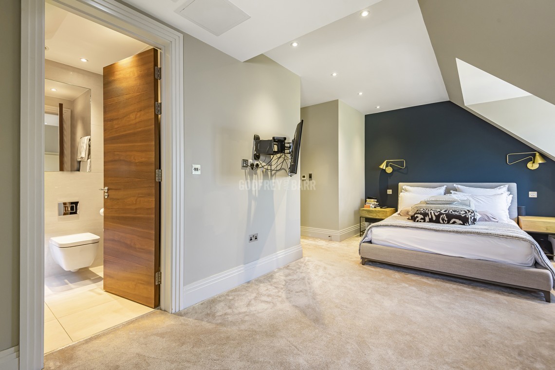 Images for Hammers Lane, Mill HIll