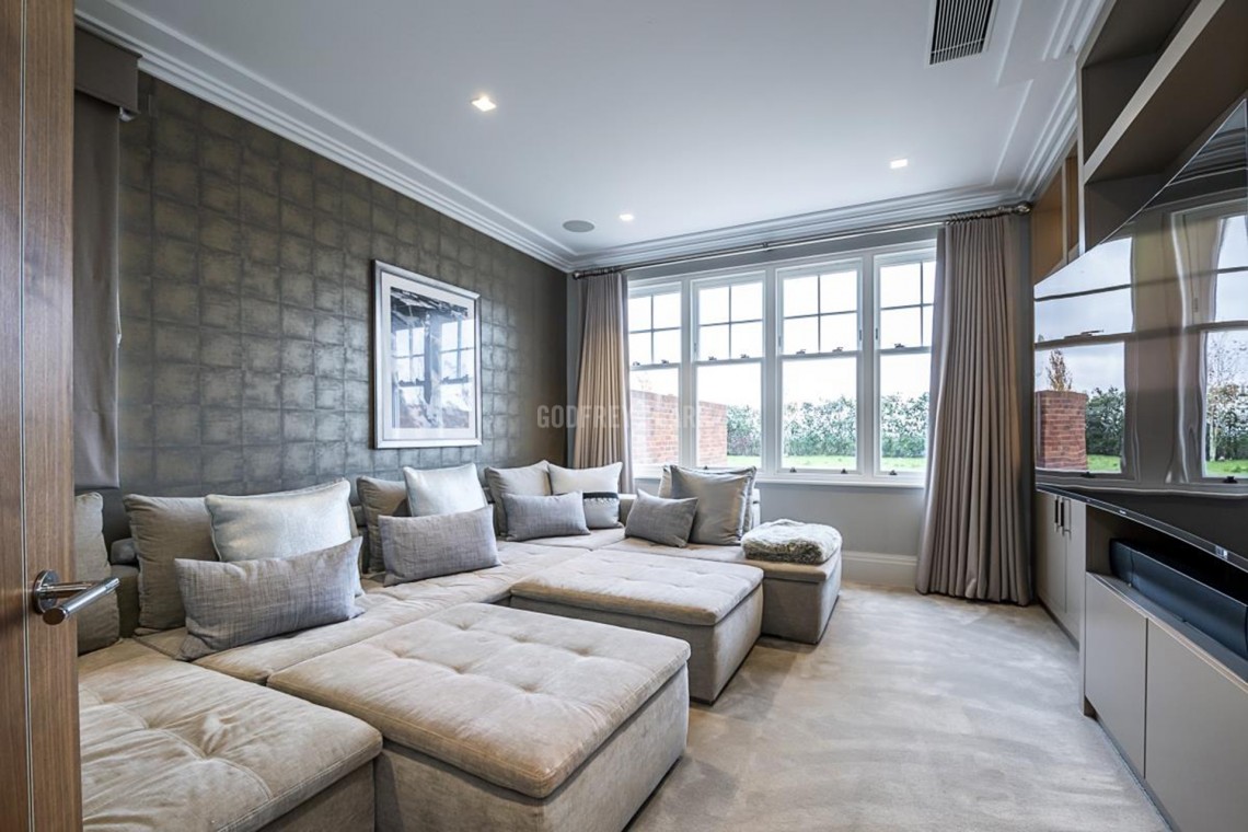 Images for Wood Farm Close, Stanmore