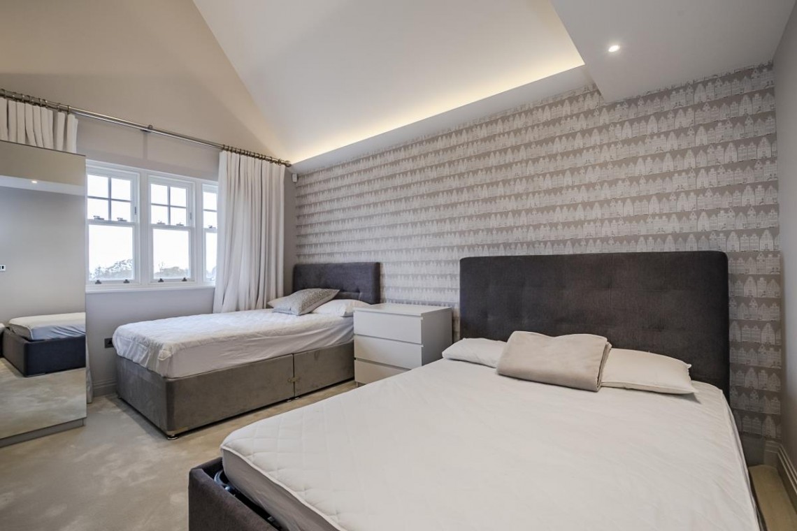 Images for Wood Farm Close, Stanmore