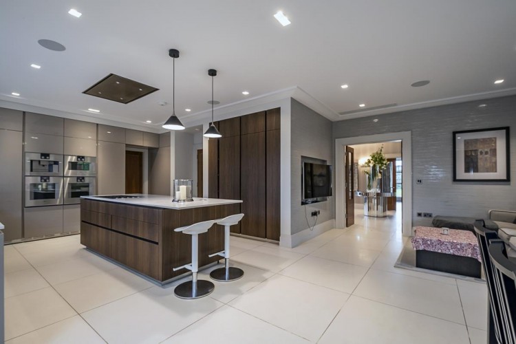 View Full Details for Wood Farm Close, Stanmore