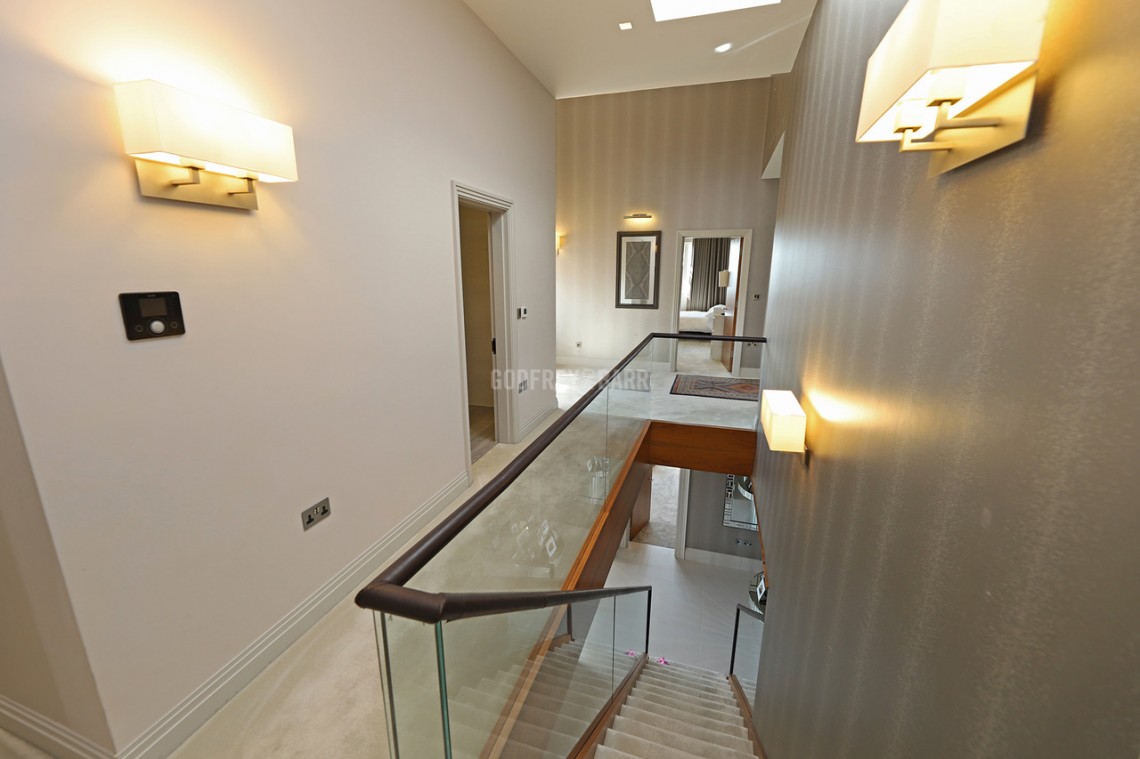 Images for Wood Farm Close, Stanmore