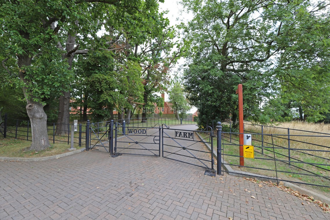 Images for Wood Farm Close, Stanmore