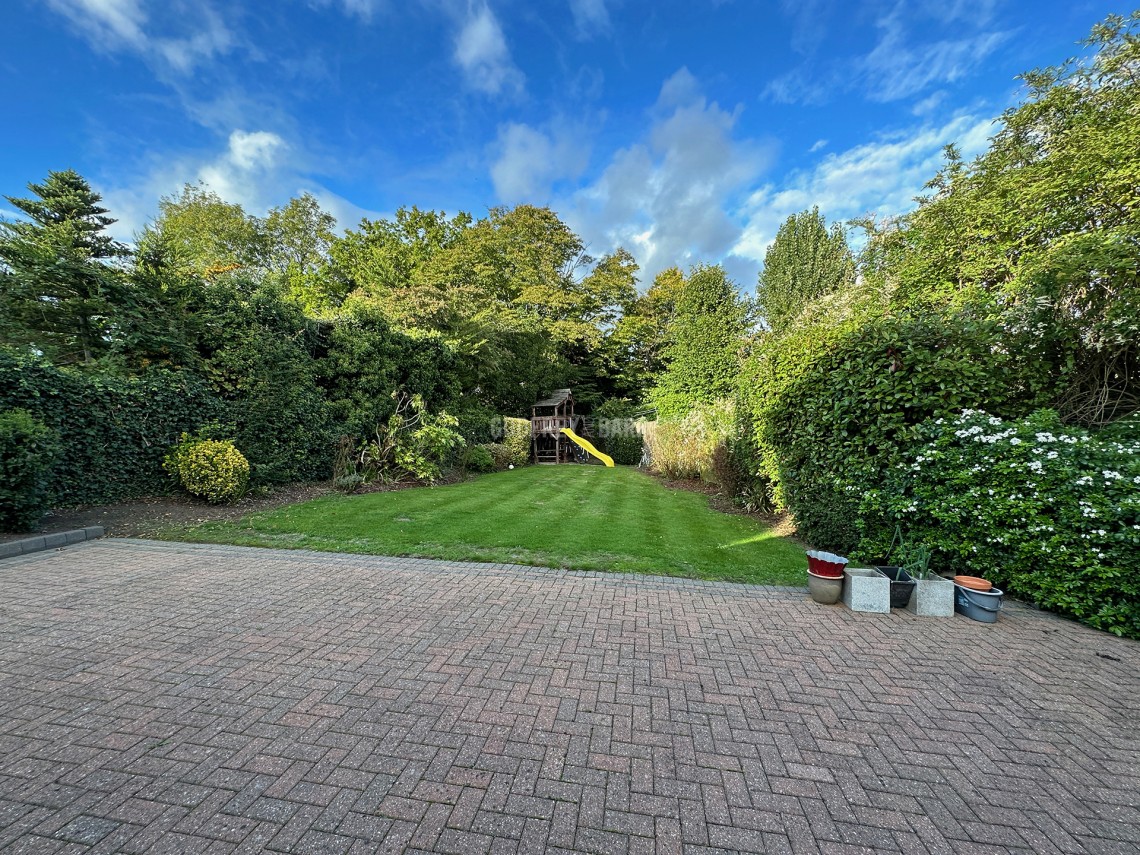 Images for Links Drive, Elstree