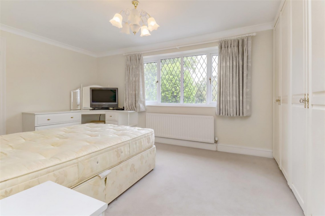 Images for Links Drive, Elstree