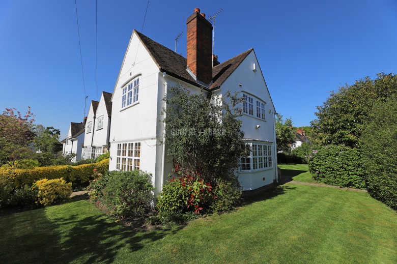 Erskine Hill, Hampstead Garden Suburb