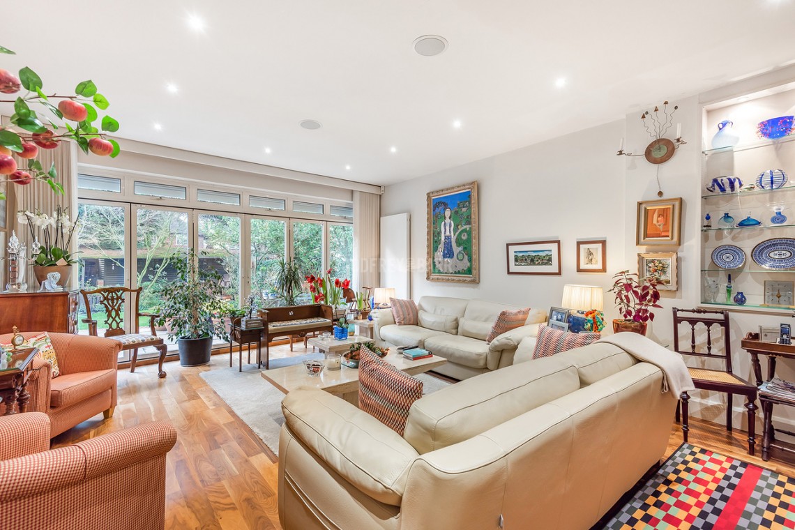 Images for Bancroft Avenue, Hampstead Garden Suburb borders / East Finchley