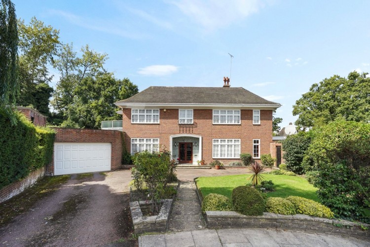 View Full Details for Winnington Close, Hampstead Garden Suburb