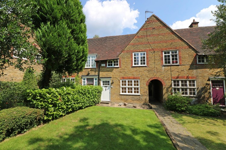 View Full Details for Westholm, Hampstead Garden Suburb