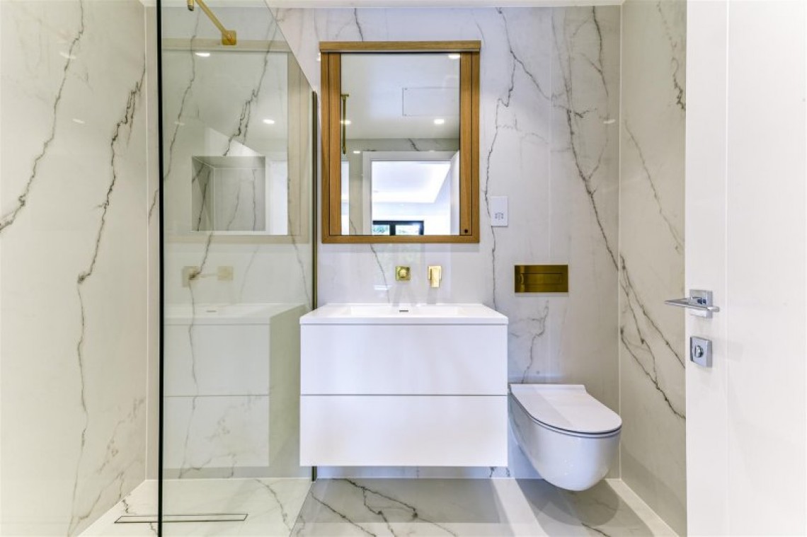 Images for Regents Park Road, Finchley