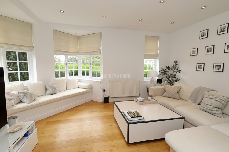 View Full Details for Midholm, Hampstead Garden Suburb