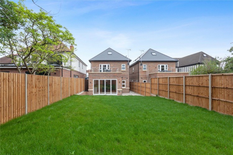 View Full Details for Little Bushey Lane, Bushey