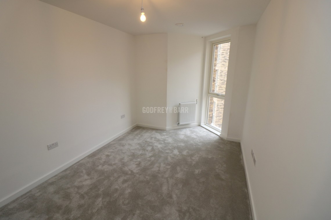 Images for Ridgeway Views, Mill Hill Village