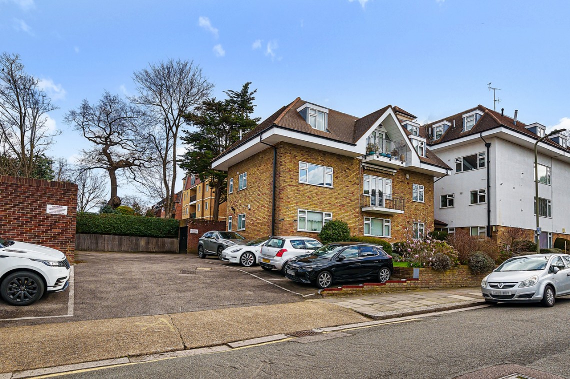 Images for Hendon Lane, Finchley