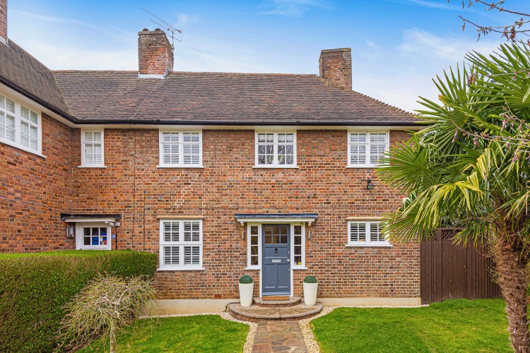 View Full Details for Midholm, Hampstead Garden Suburb