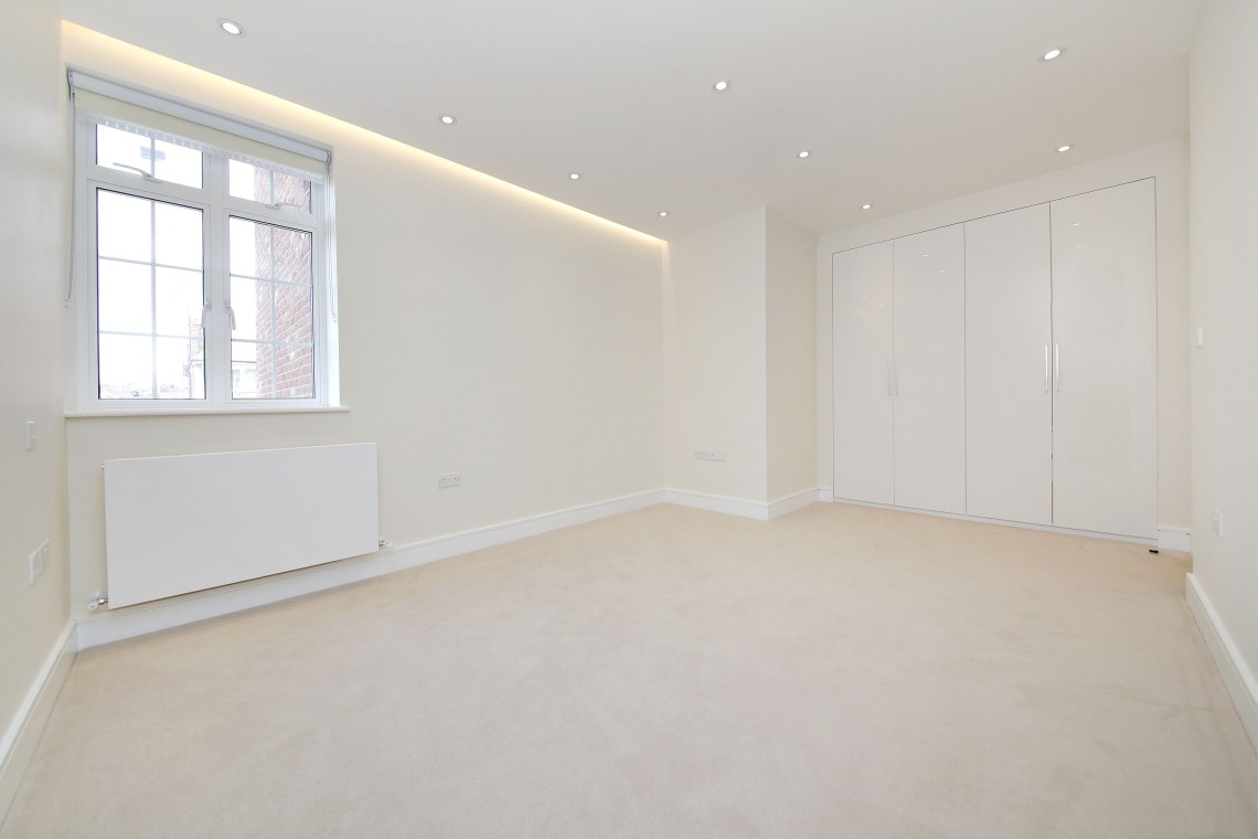 Images for Beechcroft Avenue, Golders Green