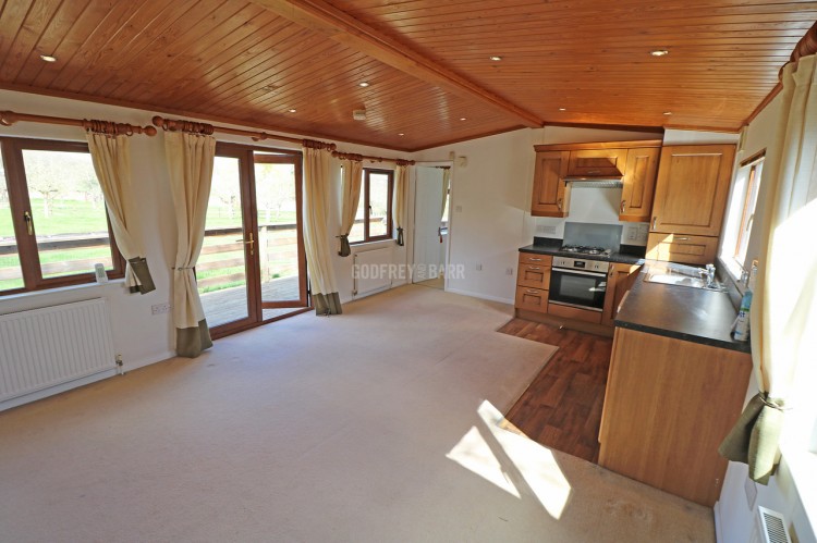 View Full Details for Belmont Racing Stables, Mill Hill