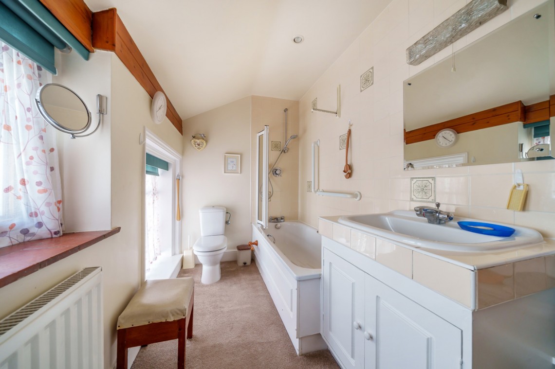 Images for White Lodge, Mill Hill Village