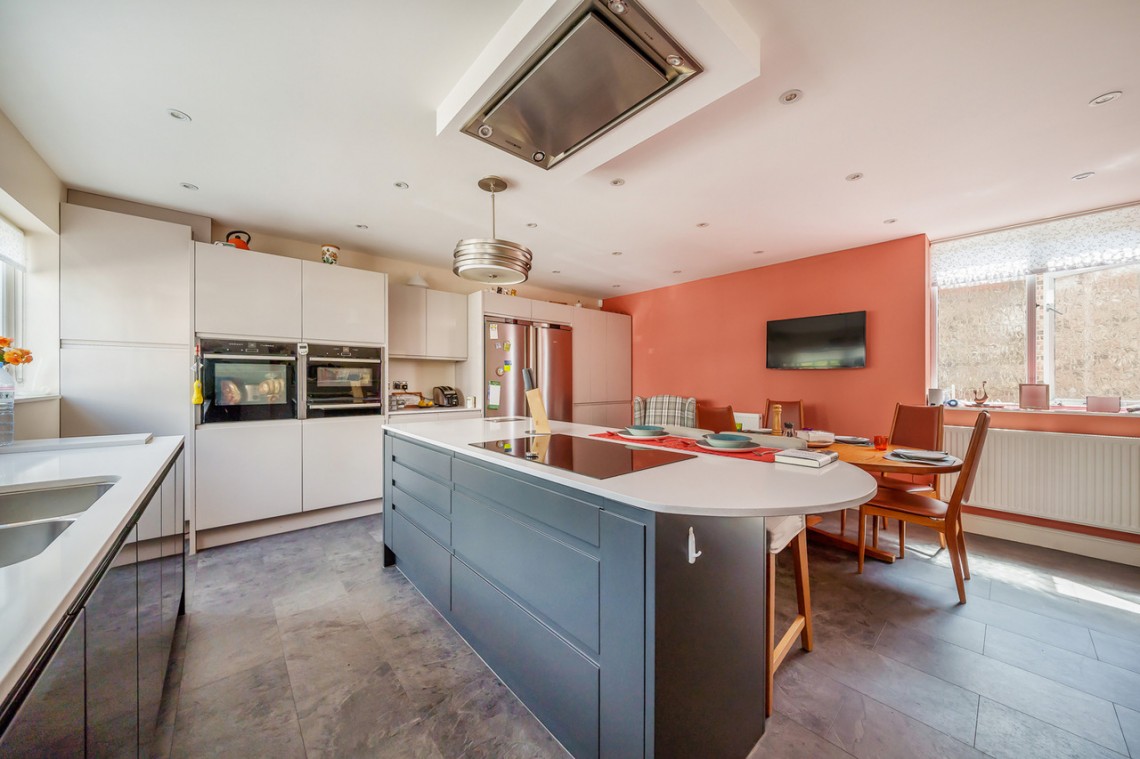 Images for White Lodge, Mill Hill Village