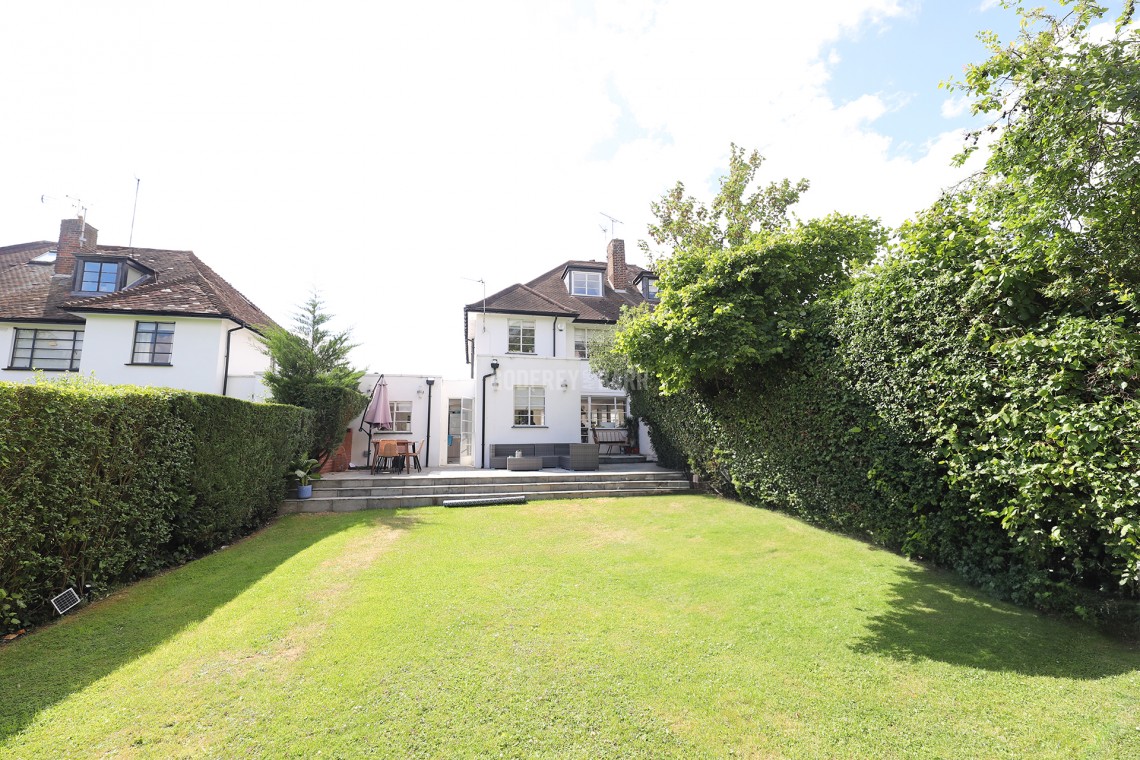 Images for Hutchings Walk, Hampstead Garden Suburb