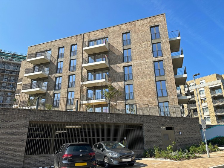 View Full Details for Ridgeway Views, Mill Hill Village