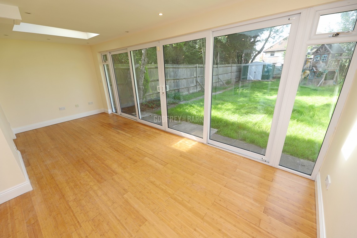 Images for Selvage Lane, Mill Hill