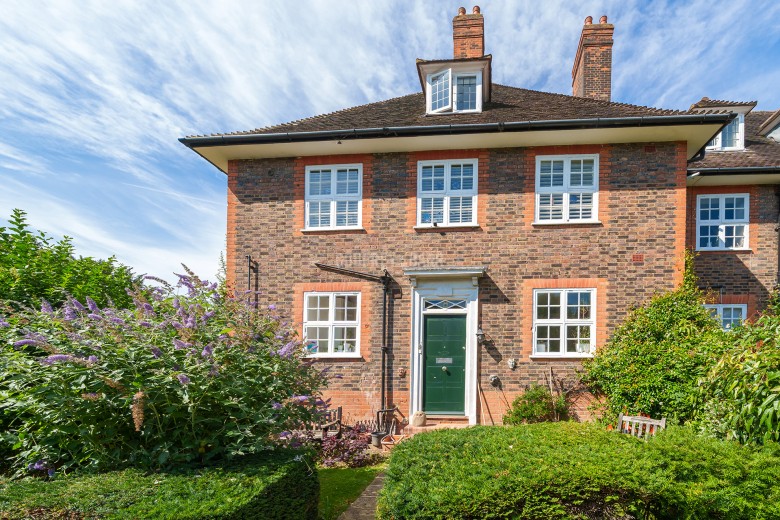 Bigwood Court, Hampstead Garden Suburb