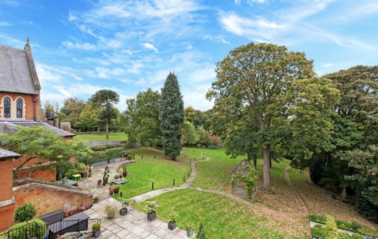 View Full Details for The Ridgeway, Mill Hill