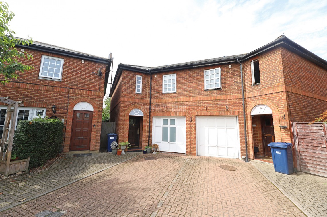 Images for Elsinore Gardens, Golders Green borders, Cricklewood