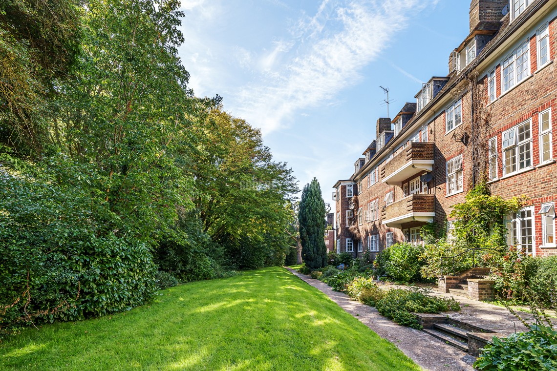 Images for Lyttelton Court, Hampstead Garden Suburb