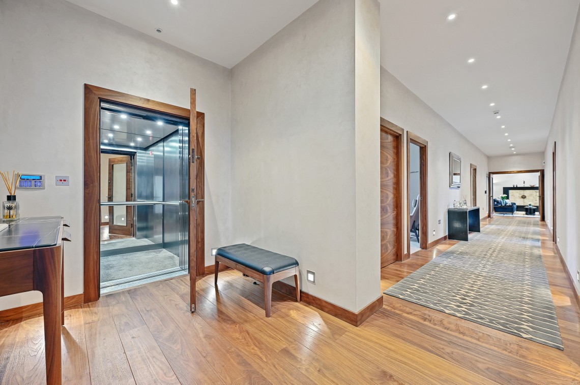 Images for St Joseph's Gate, Mill Hill
