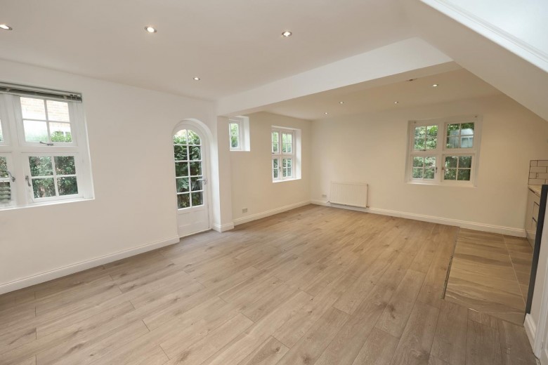 Falloden Way, Hampstead  Garden Suburb