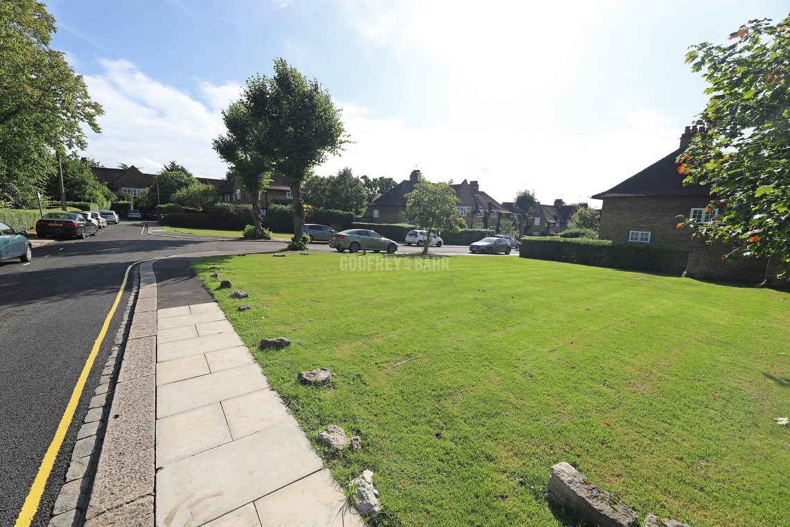 Images for Asmuns Place, Hampstead Garden Suburb