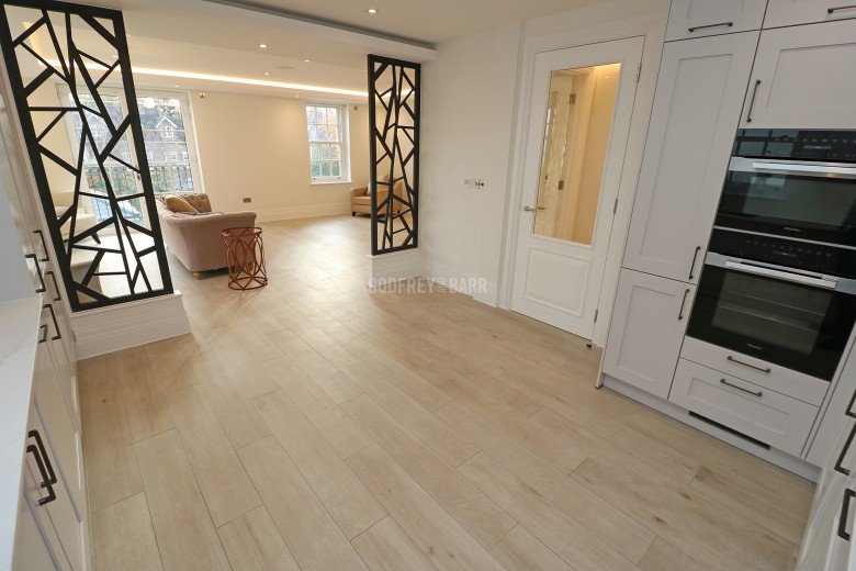 Newland Heights, Radlett