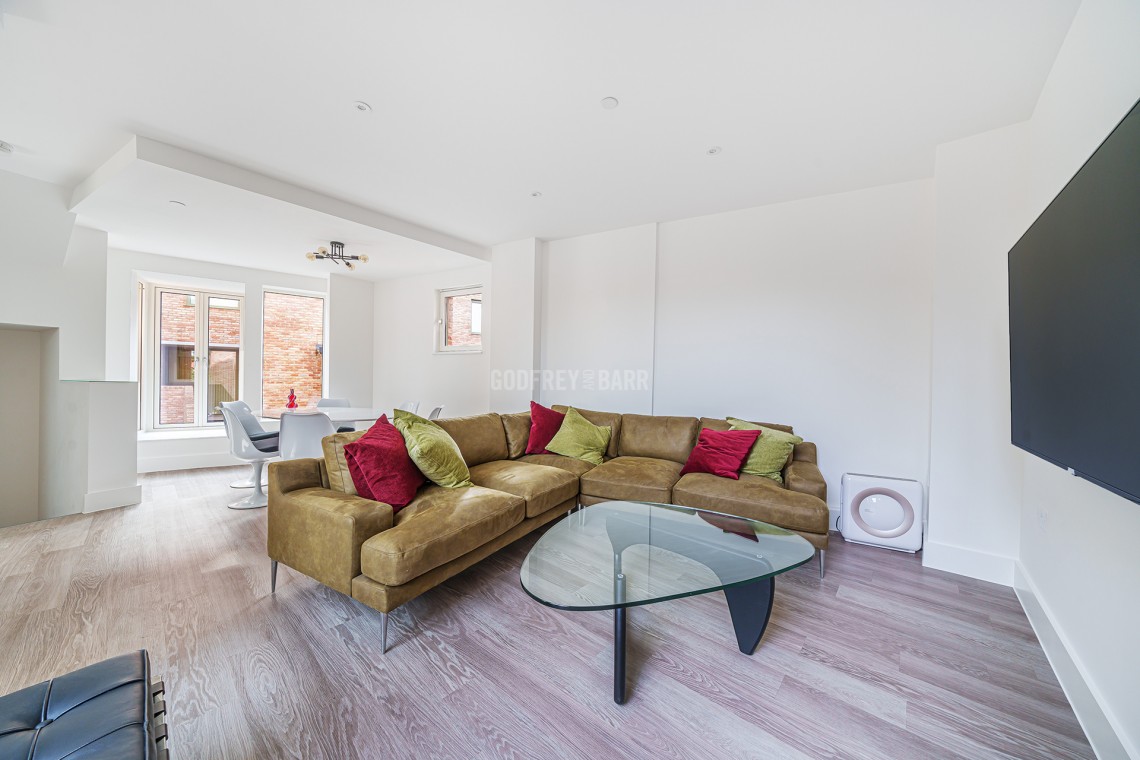 Images for Edgewood Mews, Finchley