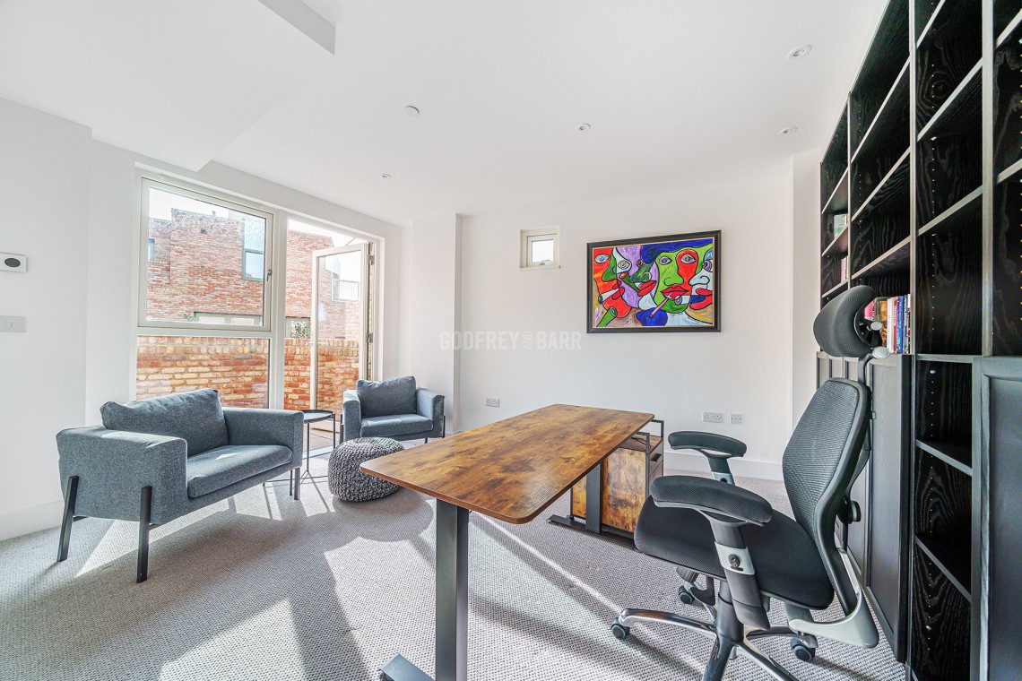 Images for Edgewood Mews, Finchley