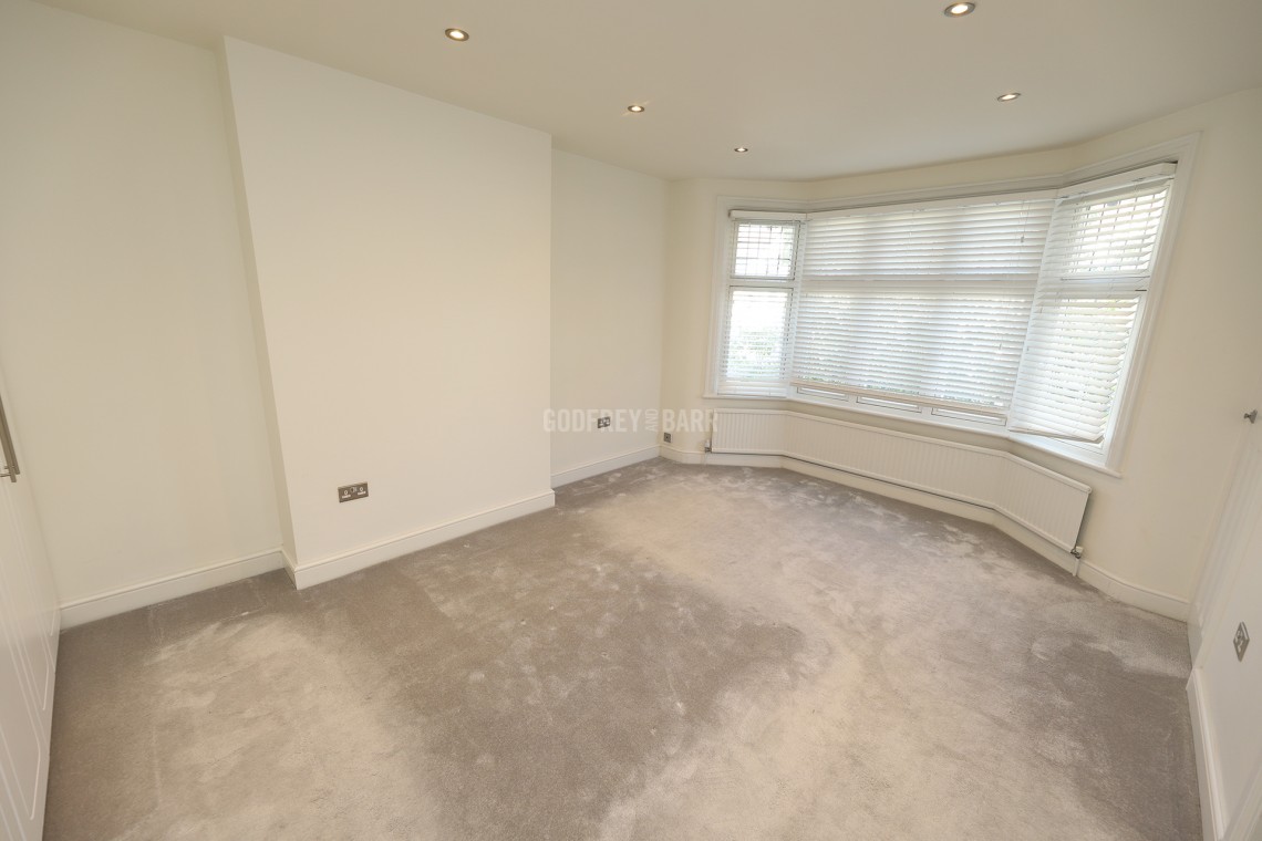 Images for Corringham Road, Hampstead Garden Suburb Borders / Golders Green