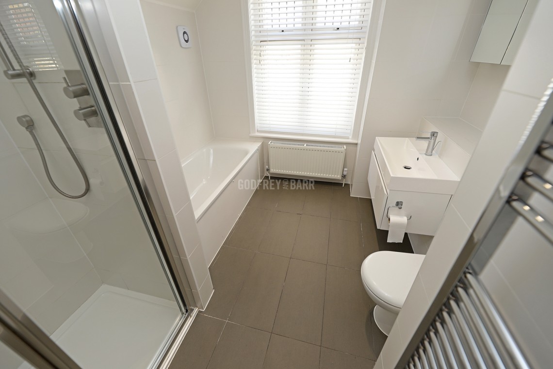 Images for Corringham Road, Hampstead Garden Suburb Borders / Golders Green