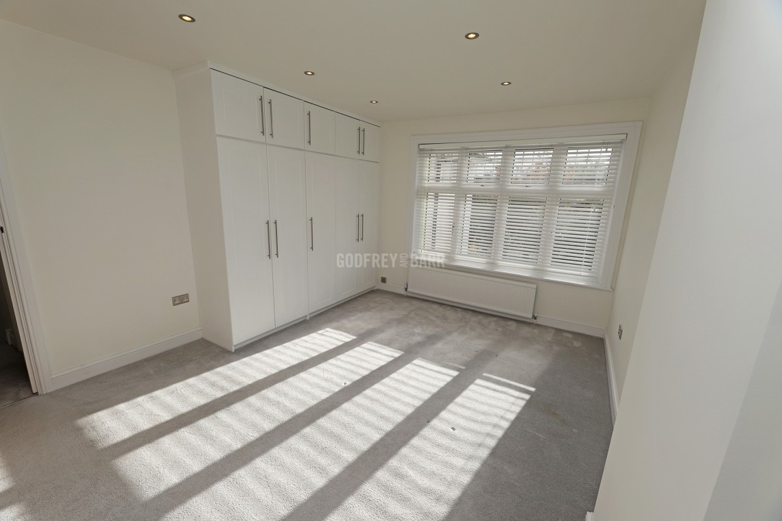 Images for Corringham Road, Hampstead Garden Suburb Borders / Golders Green