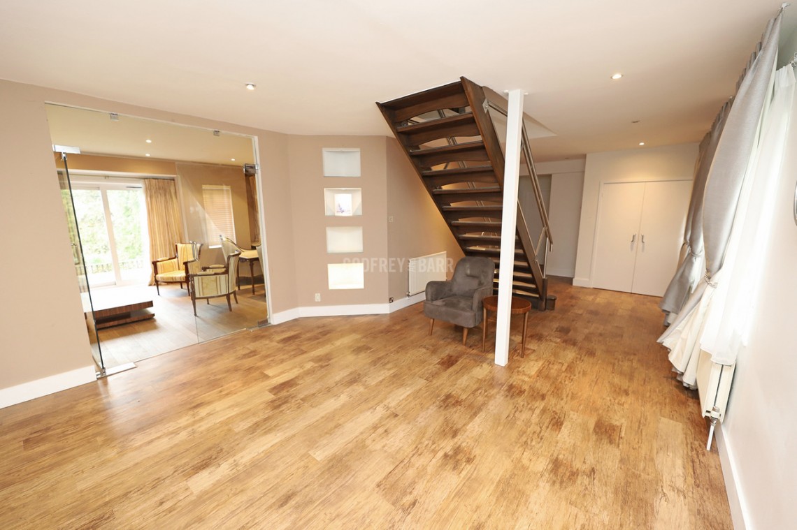Images for Marsh Lane, Mill Hill