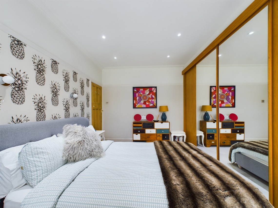 Queens Avenue, Finchley, 4 bedroom, SemiDetached