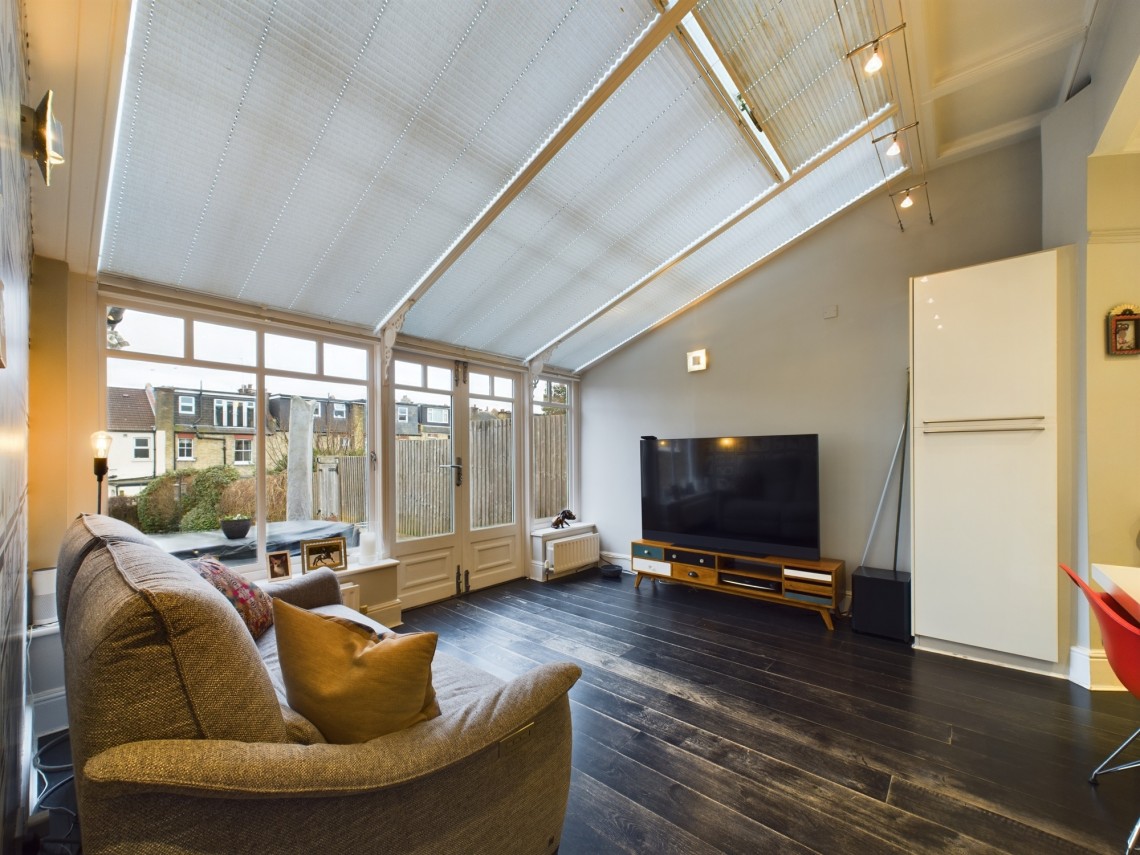 Queens Avenue, Finchley, 4 bedroom, SemiDetached