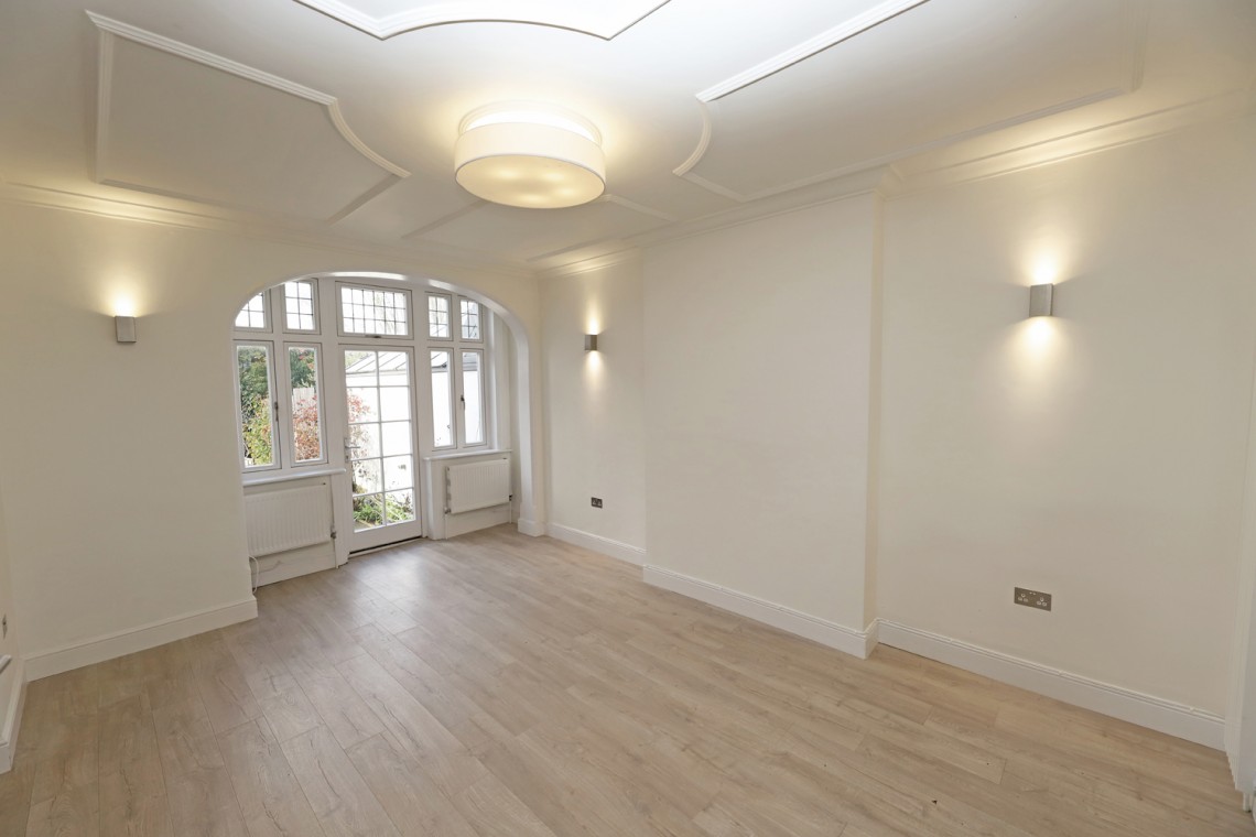 Images for Corringham Road, Hampstead Garden Suburb borders / Golders Green