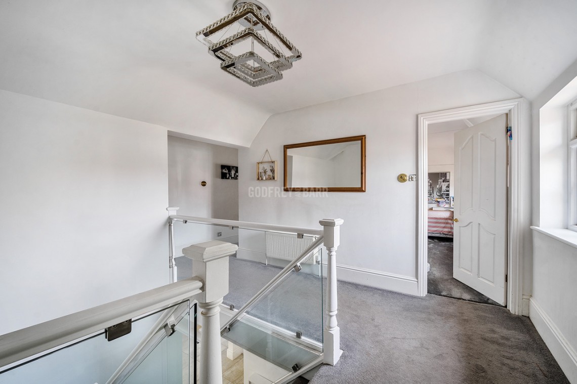 Images for Oakridge Avenue, Radlett