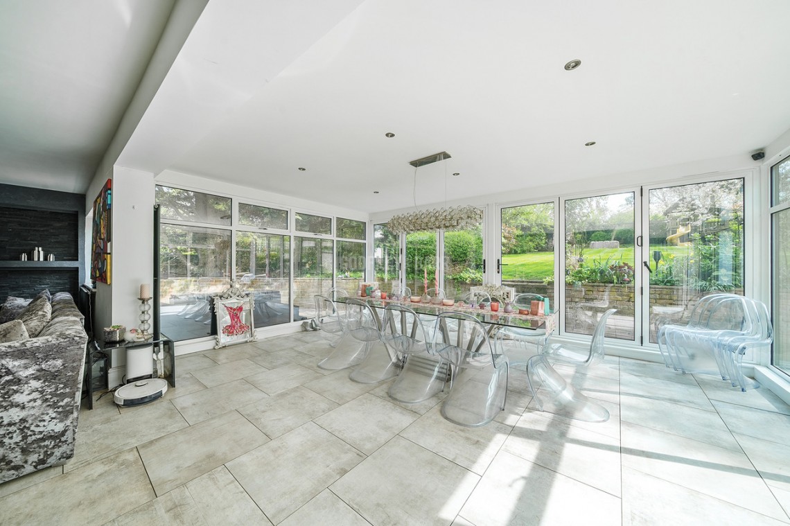 Images for Oakridge Avenue, Radlett